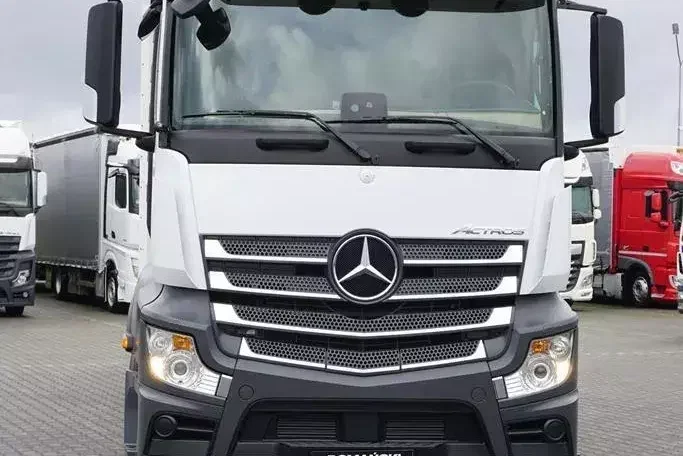 Mercedes ACTROS / 2553 / EURO 6 / CHŁODNIA + WINDA / 23 PALETY / OŚ SKRĘTNA zdjęcie 14