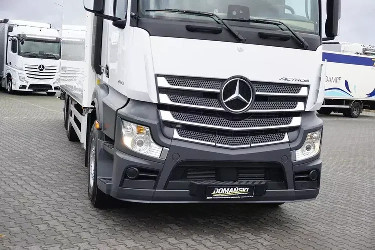 Mercedes ACTROS / 2553 / EURO 6 / CHŁODNIA + WINDA / 23 PALETY / OŚ SKRĘTNA zdjęcie 22