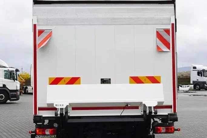 Mercedes ACTROS / 2553 / EURO 6 / CHŁODNIA + WINDA / 23 PALETY / OŚ SKRĘTNA zdjęcie 27