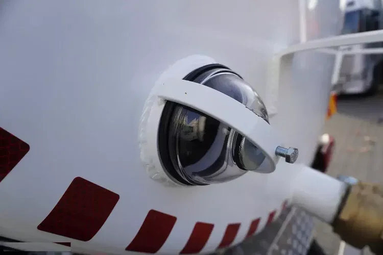 Mercedes Actros 1833 / 260 tys. km / Zabudowa WUKO 11000 l zdjęcie 15