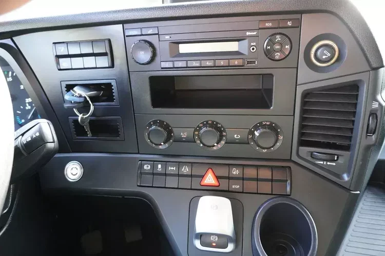 Mercedes Actros 1833 / 260 tys. km / Zabudowa WUKO 11000 l zdjęcie 22