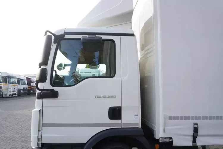 MAN TGL 12.220 / Firanka 19 EPAL / 140 tys. km zdjęcie 17
