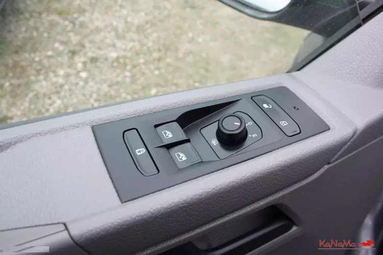 Volkswagen Transporter zdjęcie 103