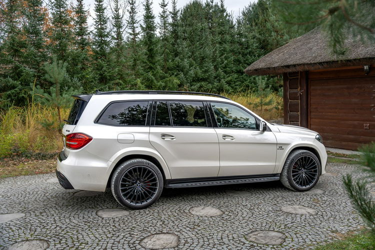 Mercedes GLS Klasa 63 AMG / 5.5 V8 585KM / Oryginał / 2kpl kół / Japonia / Bezwypadkowy zdjęcie 17
