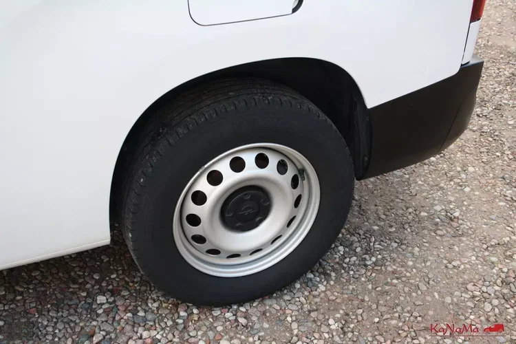 Opel Combo zdjęcie 28