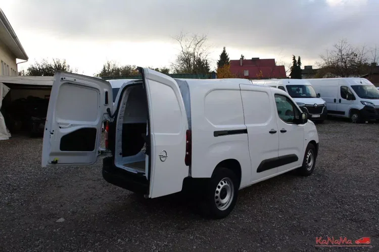 Opel Combo zdjęcie 6