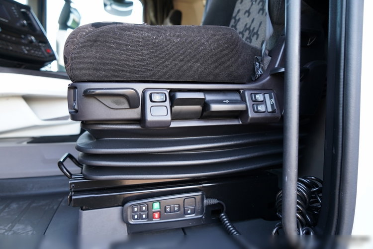 Scania R 450 / RETARDER / KLIMA POSTOJOWA zdjęcie 23