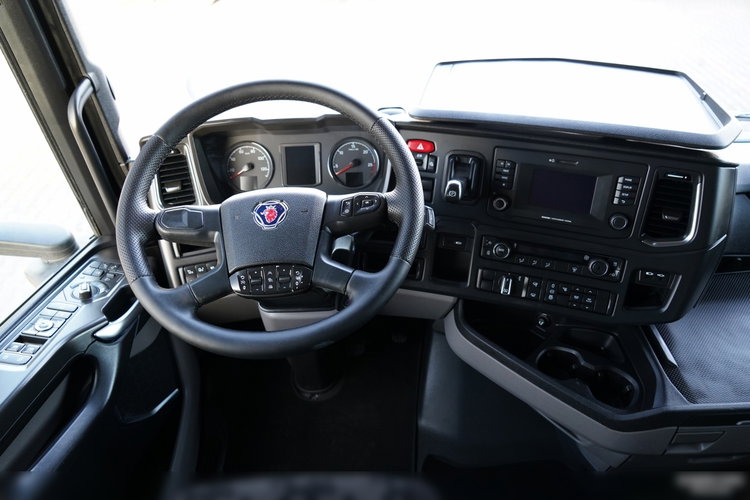 Scania S 500 / RETARDER / KLIMA POSTOJOWA / CAŁA NA PODUSZKACH / OPONY 100% zdjęcie 34