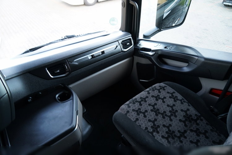 Scania S 500 / RETARDER / KLIMA POSTOJOWA / CAŁA NA PODUSZKACH / OPONY 100% zdjęcie 37