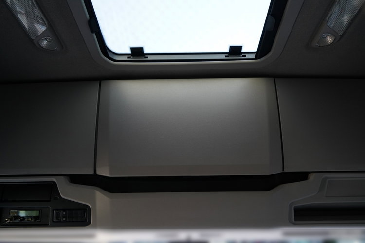 Scania S 500 / RETARDER / KLIMA POSTOJOWA / CAŁA NA PODUSZKACH / OPONY 100% zdjęcie 39