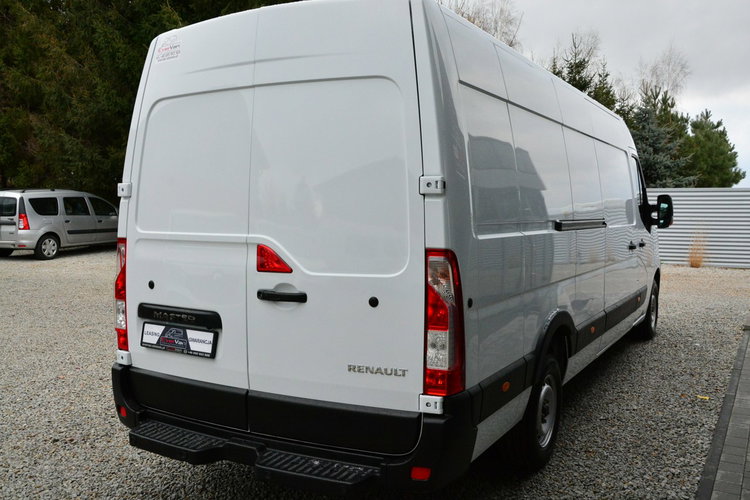 Renault Master max master L4H2 pełna opcja 2023r. 165KM zdjęcie 4