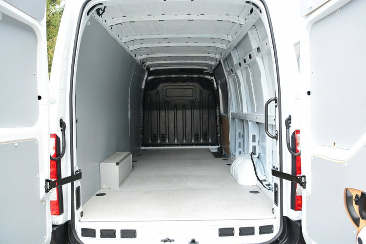 Renault Master max master L4H2 pełna opcja 2023r. 165KM zdjęcie 5
