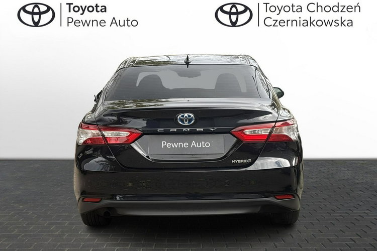 Toyota Camry 2.5 HSD 218KM COMFORT, salon Polska, gwarancja zdjęcie 6