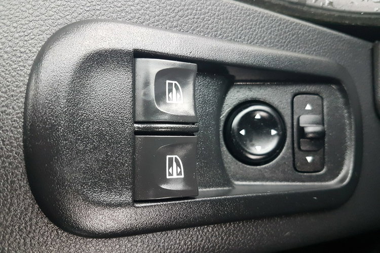 Renault Master 8EP CHŁODNIA MROŹNIA 4.22x2.11x2.02 IZOTERMA AGREGAT THERMO KING V-500 zdjęcie 9