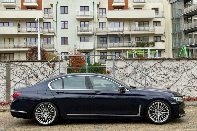 BMW 750 Faktura VAT 23% 750I X-drive High Executive zdjęcie 12