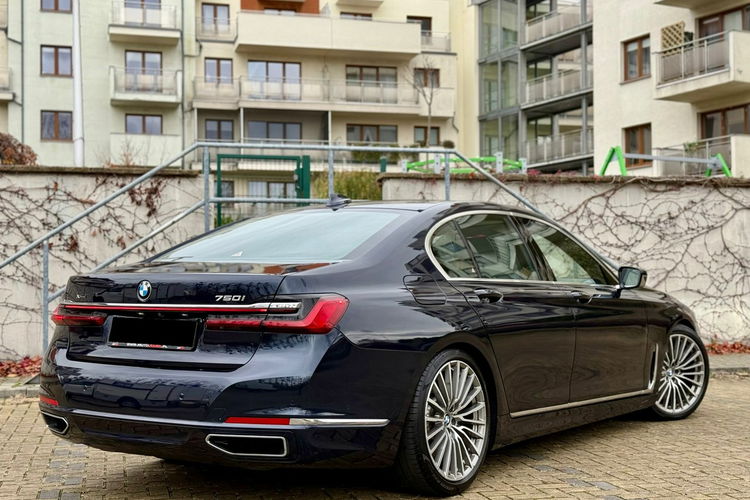 BMW 750 Faktura VAT 23% 750I X-drive High Executive zdjęcie 14