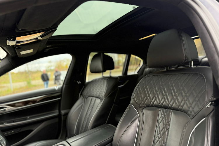 BMW 750 Faktura VAT 23% 750I X-drive High Executive zdjęcie 24