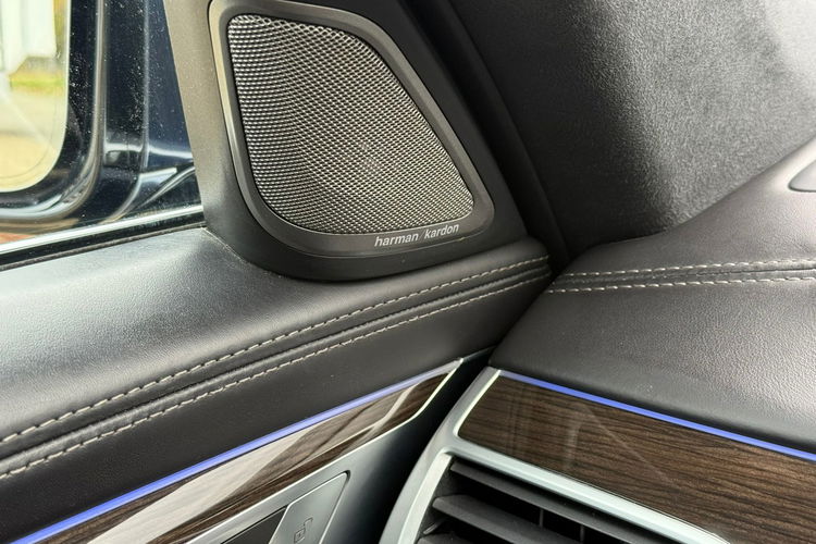 BMW 750 Faktura VAT 23% 750I X-drive High Executive zdjęcie 29