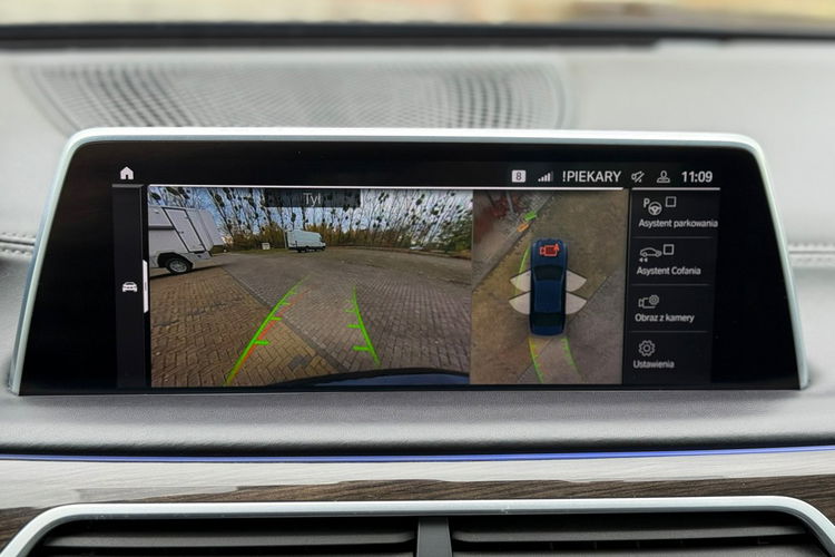 BMW 750 Faktura VAT 23% 750I X-drive High Executive zdjęcie 35