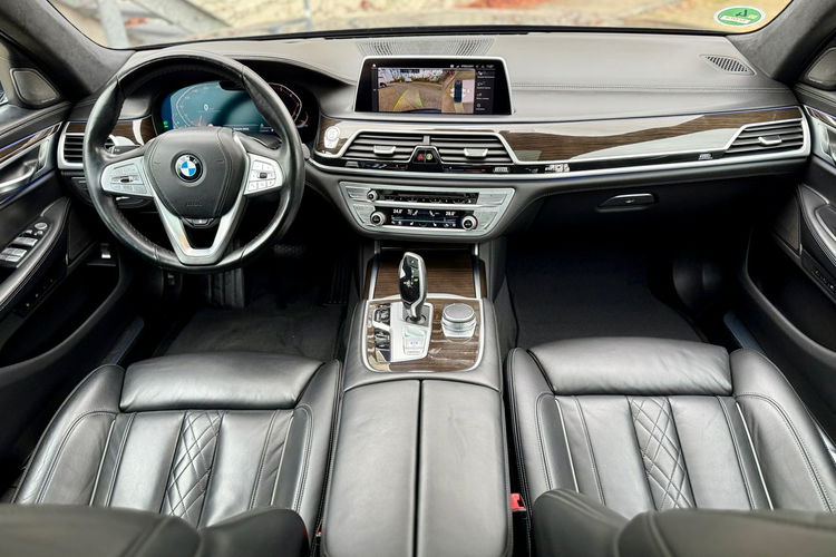 BMW 750 Faktura VAT 23% 750I X-drive High Executive zdjęcie 6