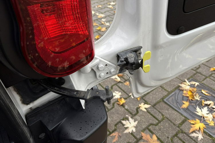 Toyota Proace City Verso 1.5 D-4D 102KM Combi zdjęcie 12