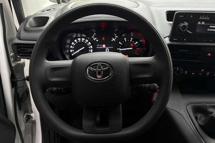 Toyota Proace City Verso 1.5 D-4D 102KM Combi zdjęcie 22