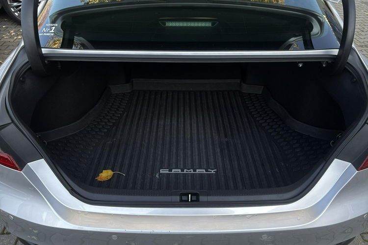 Toyota Camry 2.5 HSD 218KM EXECUTIVE, gwarancja, FV23% zdjęcie 12