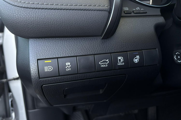 Toyota Camry 2.5 HSD 218KM EXECUTIVE, gwarancja, FV23% zdjęcie 20