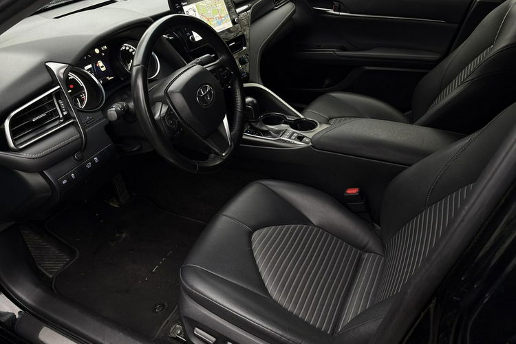 Toyota Camry 2.5 HSD 218KM PRESTIGE, gwarancja, FV23% zdjęcie 13