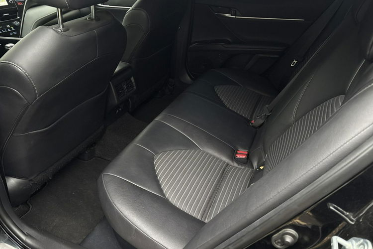 Toyota Camry 2.5 HSD 218KM PRESTIGE, gwarancja, FV23% zdjęcie 17