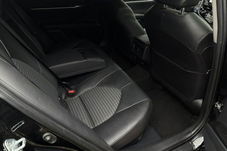 Toyota Camry 2.5 HSD 218KM PRESTIGE, gwarancja, FV23% zdjęcie 19