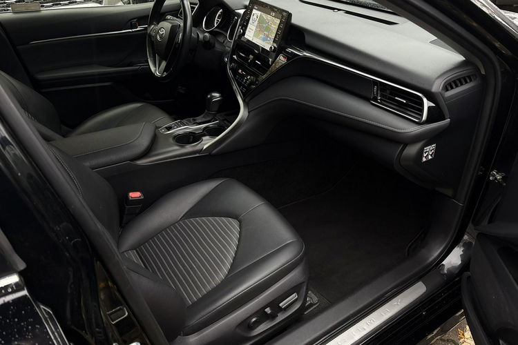 Toyota Camry 2.5 HSD 218KM PRESTIGE, gwarancja, FV23% zdjęcie 20