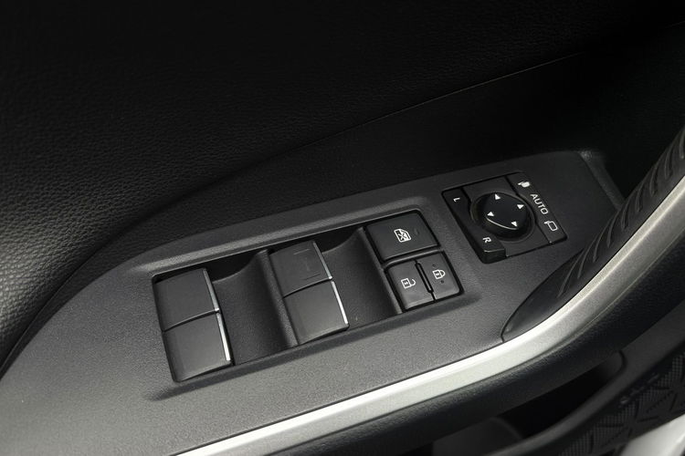 Toyota RAV-4 2.5 HSD 222KM 4x4 SELECTION JBL, salon Polska, gwarancja zdjęcie 24