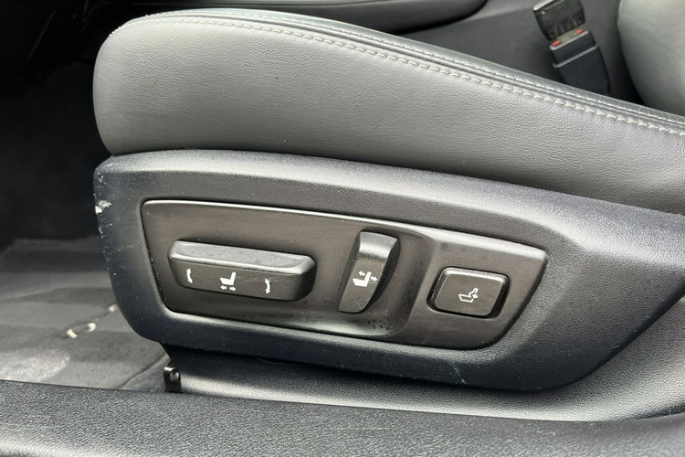 GS Lexus GS300/200t Elegance GWARANCJA FABRYCZNA  zdjęcie 29