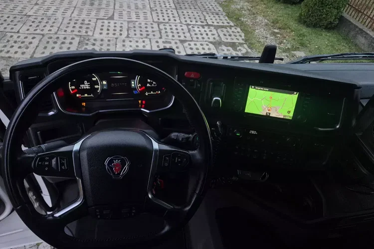 Scania R450 zdjęcie 15