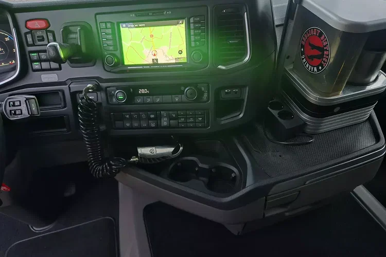 Scania R450 zdjęcie 16