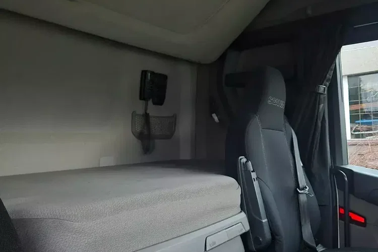 Scania R450 zdjęcie 19