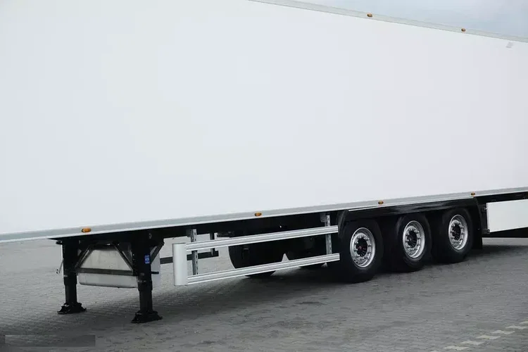 Lamberet / CHŁODNIA / CARRIER 1950 / MULTITEMPERATURA / OŚ PODNOSZONA zdjęcie 12