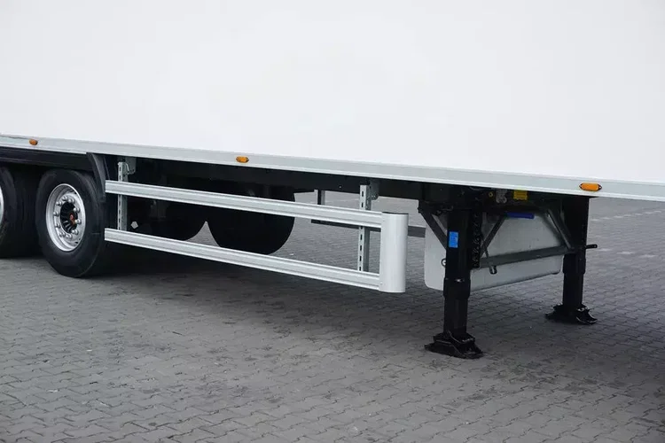 Lamberet / CHŁODNIA / CARRIER 1950 / MULTITEMPERATURA / OŚ PODNOSZONA zdjęcie 17