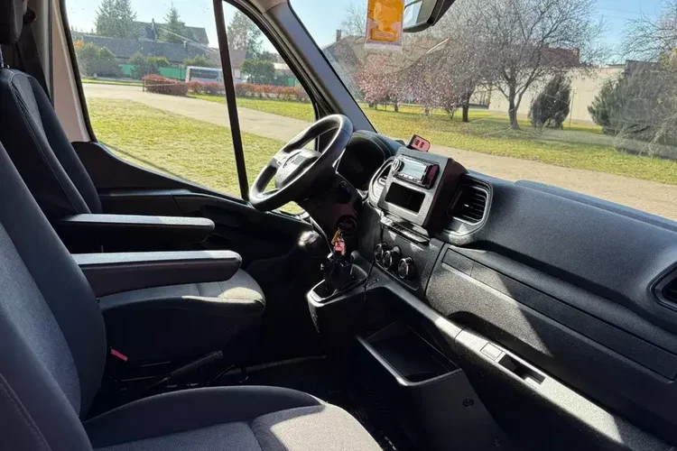 Renault Master zdjęcie 8