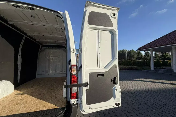 Renault Master zdjęcie 16