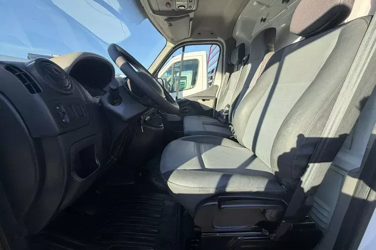 Renault Master zdjęcie 20