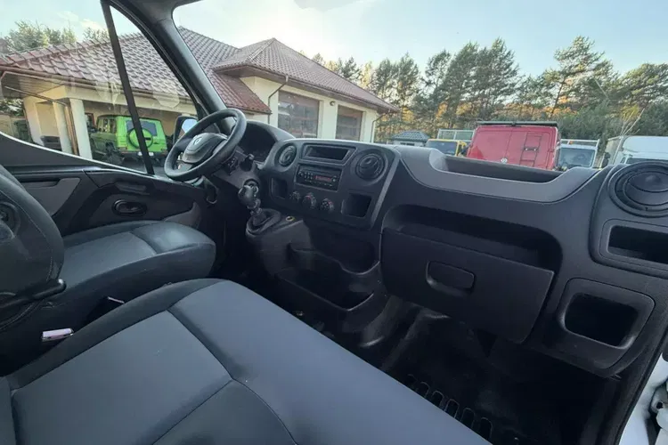 Renault Master zdjęcie 24