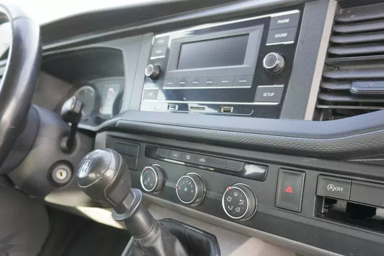 Volkswagen Transporter T6.1_ Doka _4Motion _ 4x4 zdjęcie 21