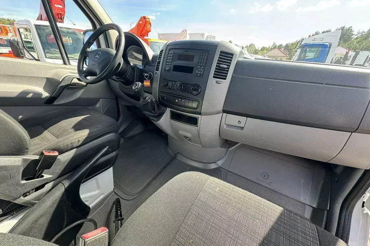Mercedes Sprinter Zwyżka Podnośnik Koszowy VERSALIFT VTX-240 UDT zdjęcie 29