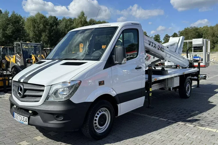 Mercedes Sprinter Zwyżka Podnośnik Koszowy VERSALIFT VTX-240 UDT zdjęcie 5