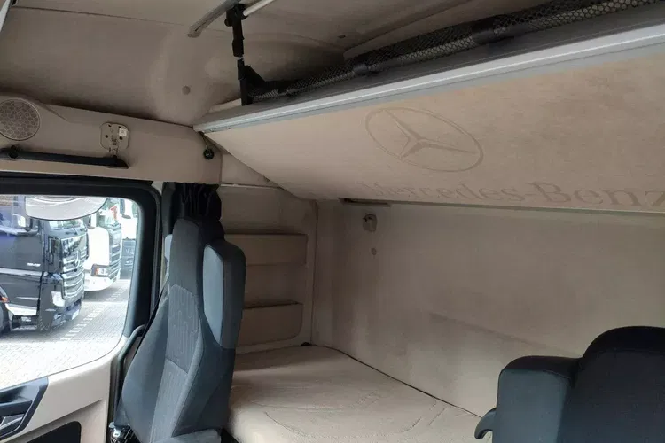Mercedes ACTROS 1845 Euro 6 Low Deck Mega zdjęcie 15