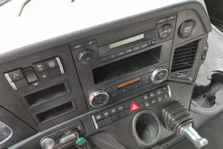 Mercedes ACTROS 1845 Euro 6 Low Deck Mega zdjęcie 25