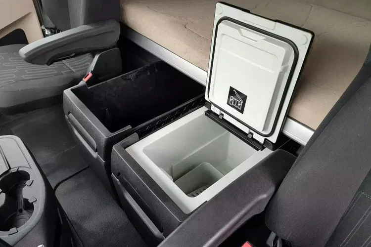 Mercedes ACTROS 1845 Euro 6 Low Deck Mega zdjęcie 28