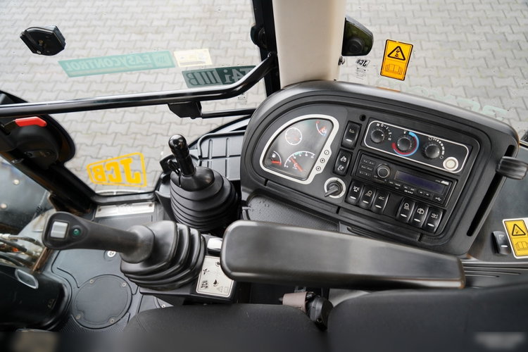 JCB 3CX / KOPARKO-ŁADOWARKA / JOYSTICK / SZYBKOZŁĄCZE / KLIMA / zdjęcie 34